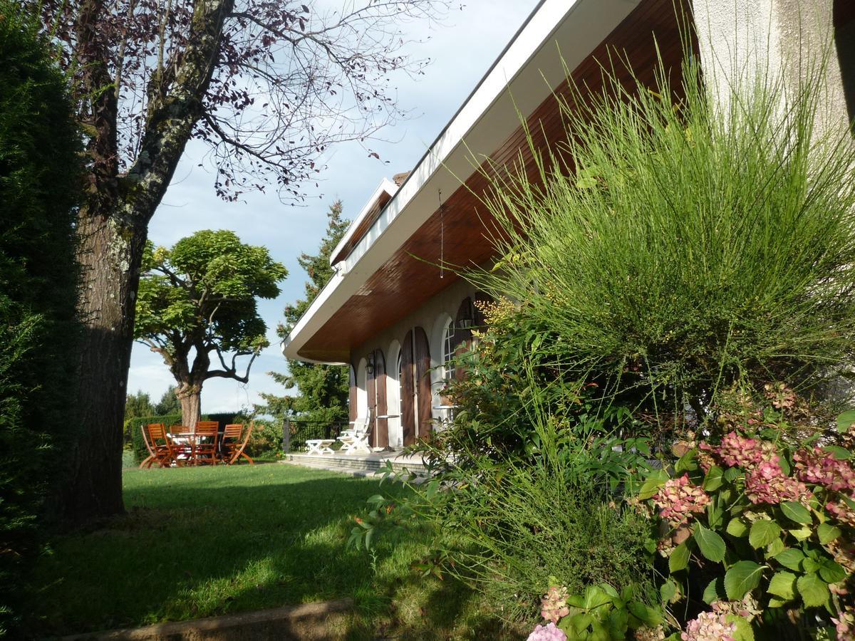 La Maison Des Bonheurs Bed & Breakfast Rillieux-la-Pape Bagian luar foto