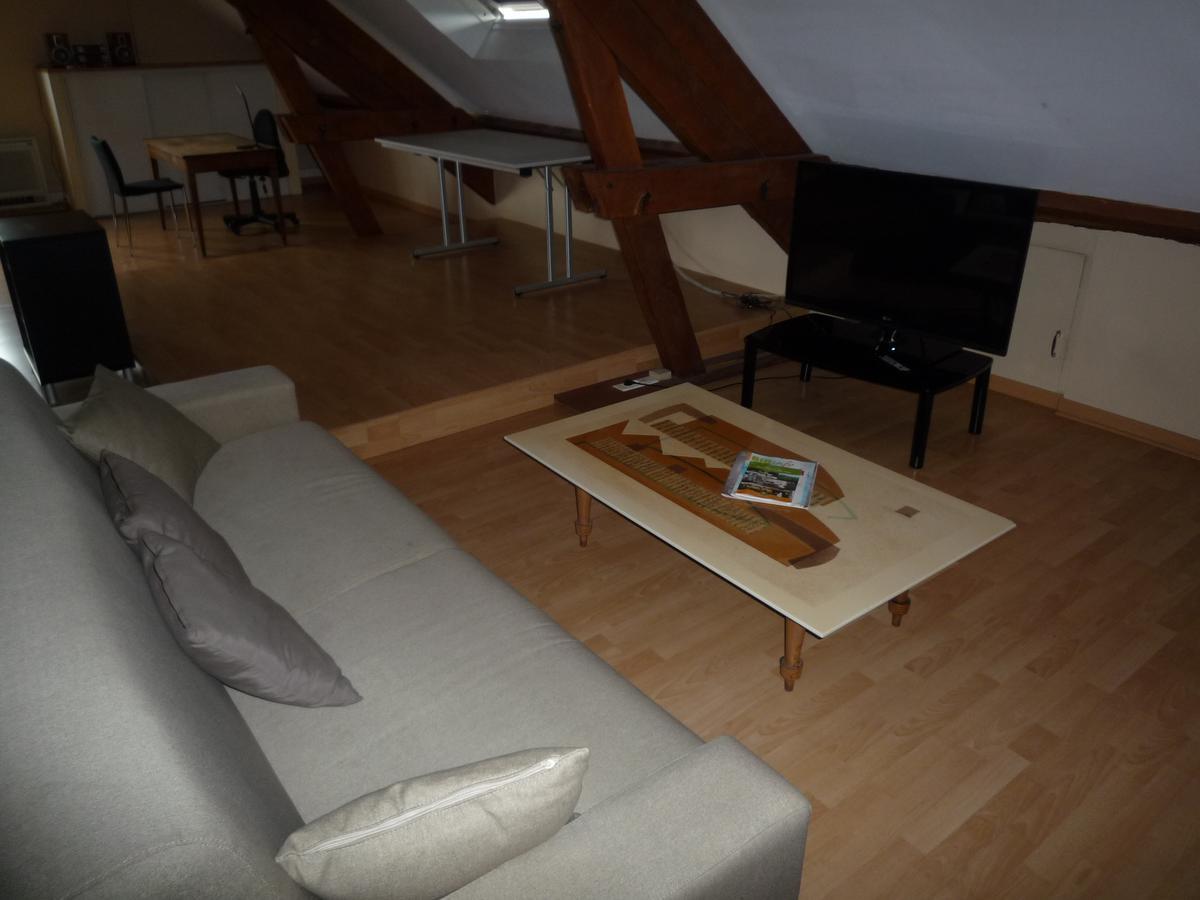 La Maison Des Bonheurs Bed & Breakfast Rillieux-la-Pape Bagian luar foto