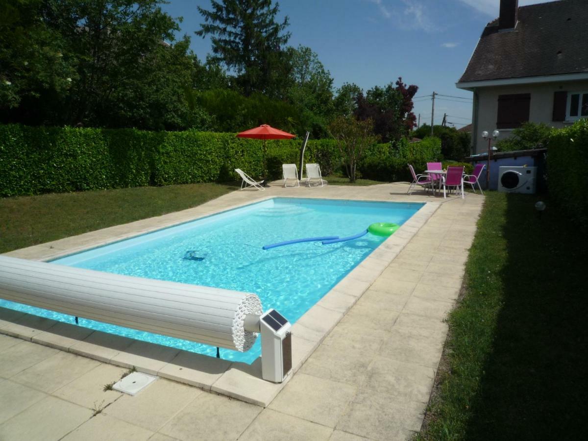 La Maison Des Bonheurs Bed & Breakfast Rillieux-la-Pape Bagian luar foto